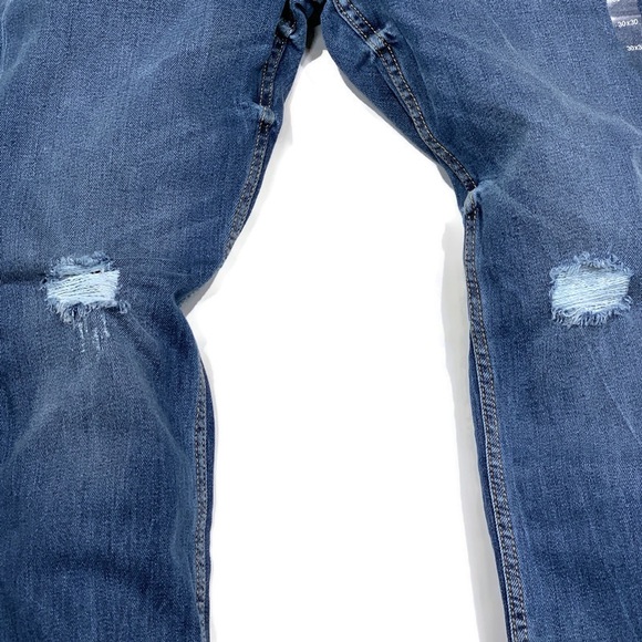 Guess Men’s Regular Straight Fit Destroyed Jeans - Picture 4 of 8